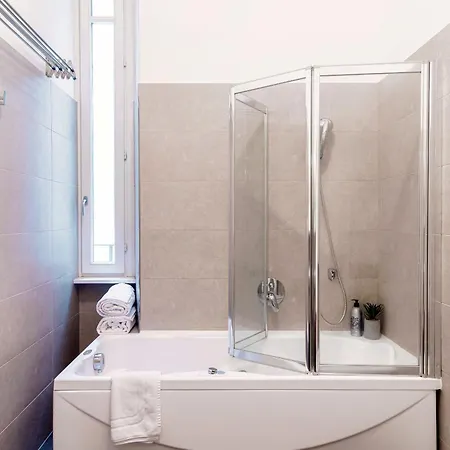 Appartement In One - By Myhomeincomo