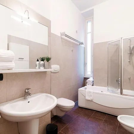 In One - By Myhomeincomo Appartement *