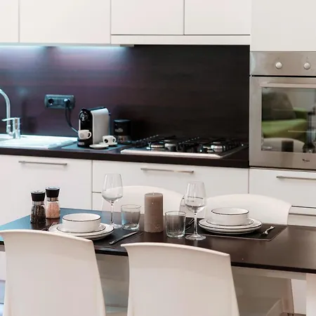 In One - By Myhomeincomo Appartement Como